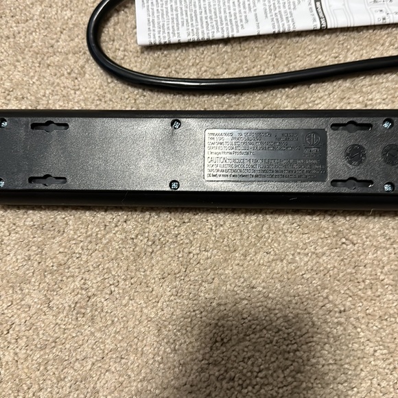 New Sunbeam Advance 7 Outlet Power Strip - Picture 7 of 10
